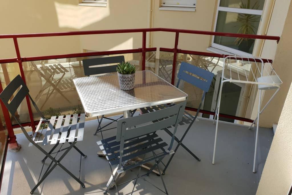 Appartement Plage De Trestraou Perros-Guirec Bagian luar foto