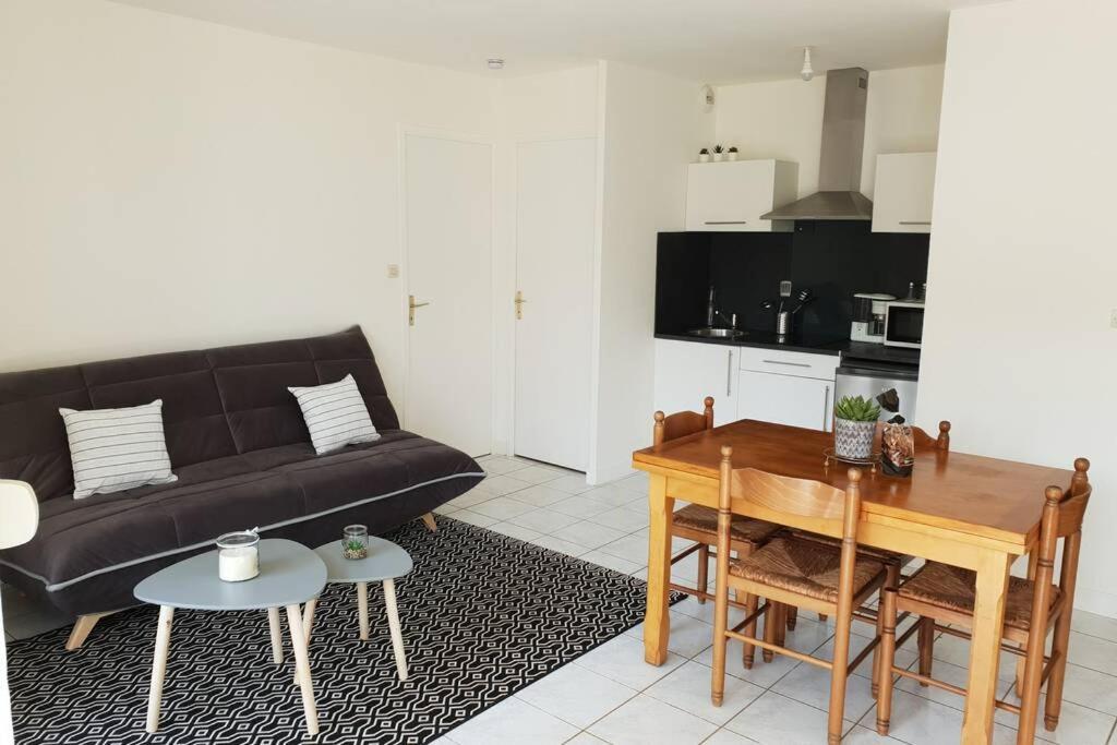 Appartement Plage De Trestraou Perros-Guirec Bagian luar foto