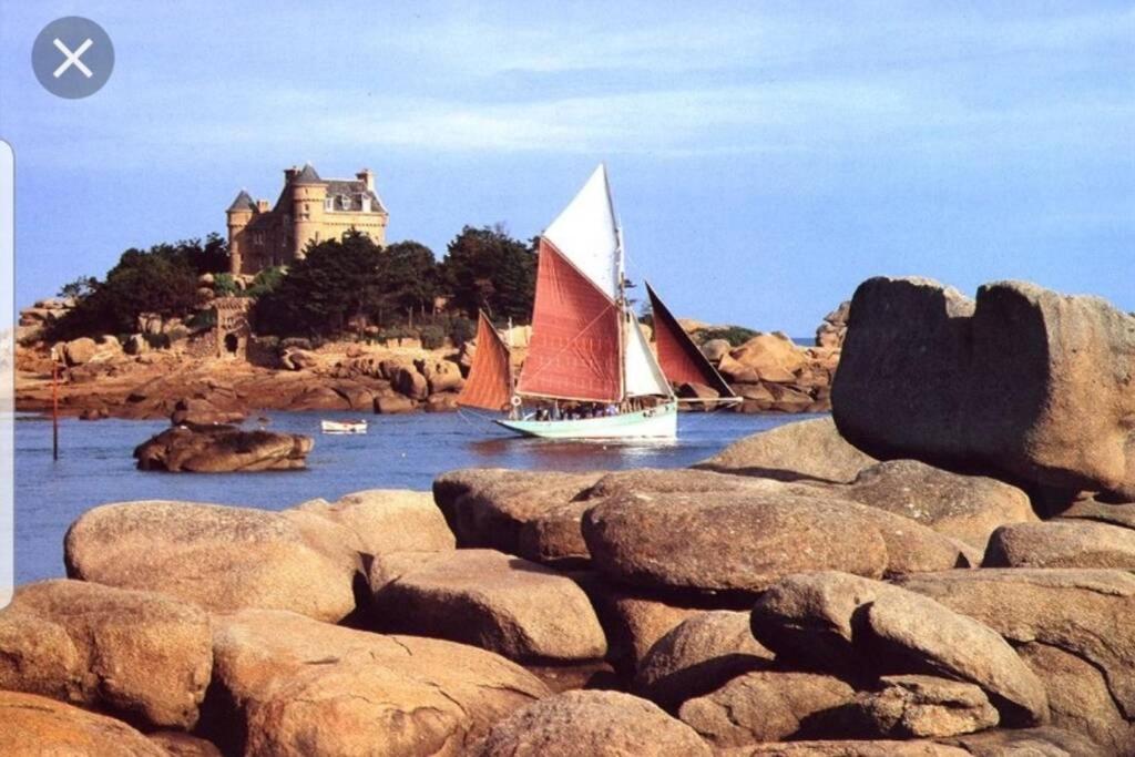 Appartement Plage De Trestraou Perros-Guirec Bagian luar foto