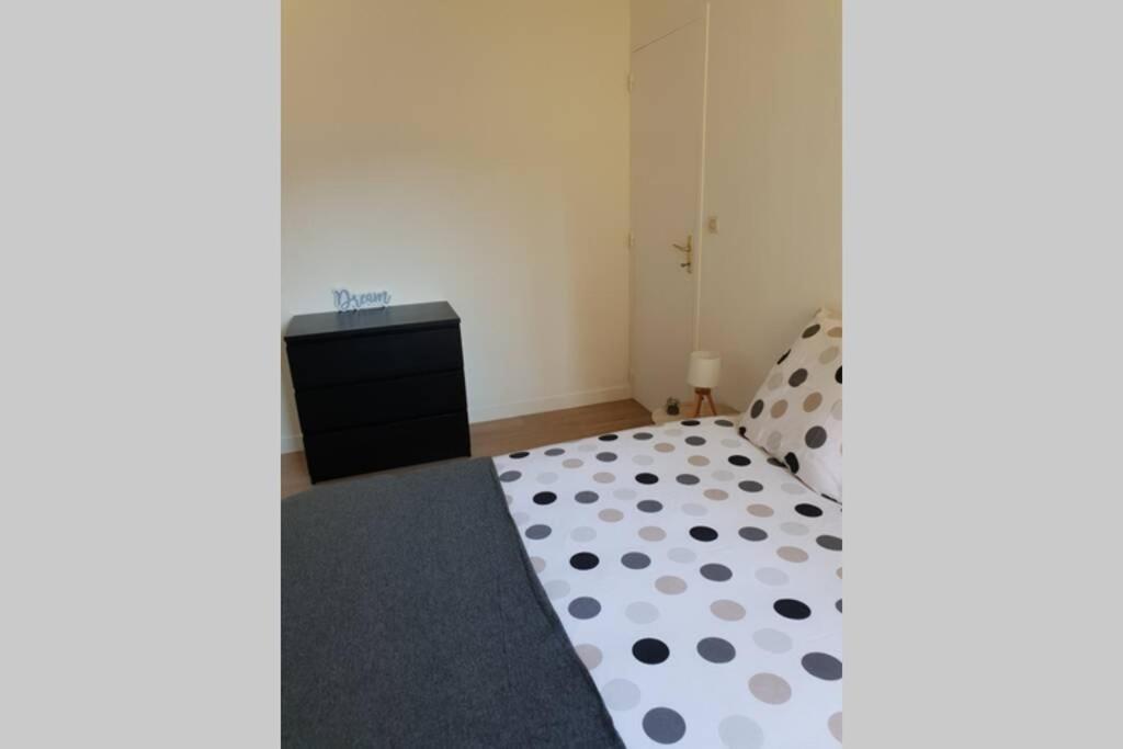 Appartement Plage De Trestraou Perros-Guirec Bagian luar foto